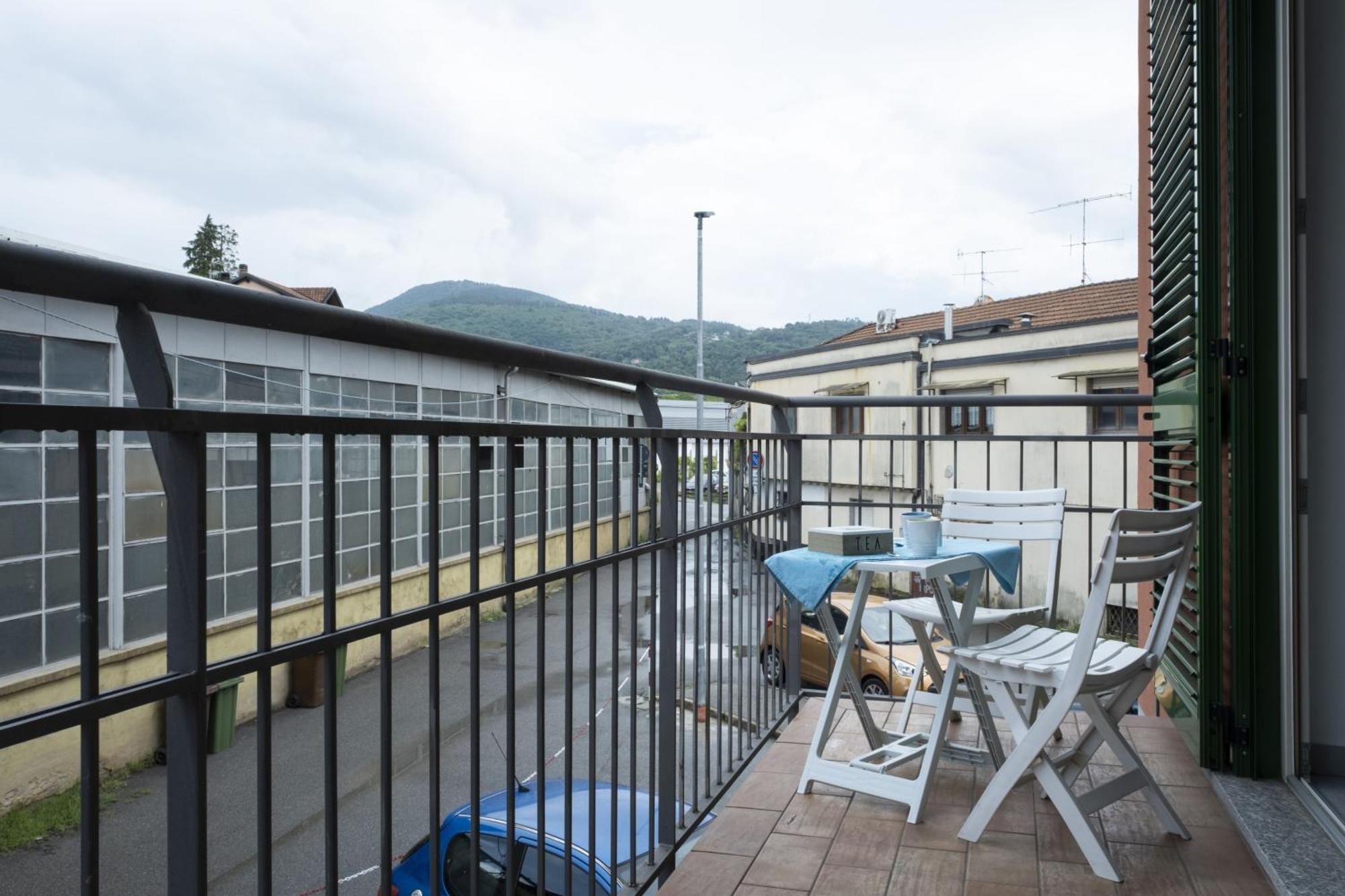 Appartamento Clalia Luino Exterior foto