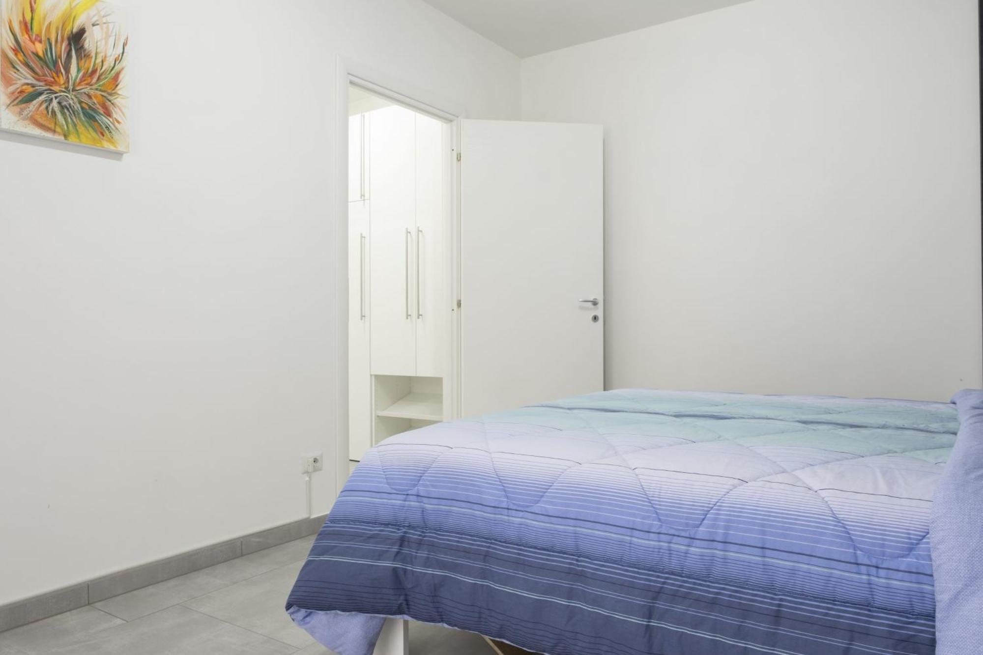Appartamento Clalia Luino Exterior foto