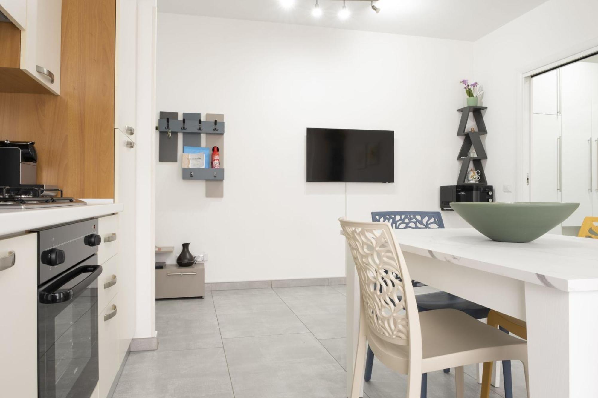 Appartamento Clalia Luino Exterior foto